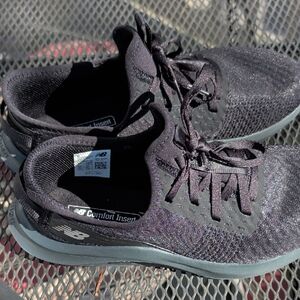 New Balance Black and Gray Comfort Shoes